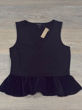J.CREW Black Sleeveless V-Neck Peplum Ruffle Knit Pullover Blouse XS‎